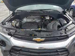 2021 Chevrolet TrailBlazer LT with VIN KL79MRSLXMB115977, listed as a Copart auction lot 55130945 with 38,457 mi miles and Salvage Title. Bid and sale history available at DreamBid. Image 12.