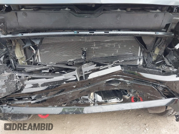 2024 Chevrolet Tahoe Z71 with VIN 1GNSKPKL9RR316256, listed as a IAAI auction lot 41467137 with 9,814 mi miles and . Bid and sale history available at DreamBid. Image 18.