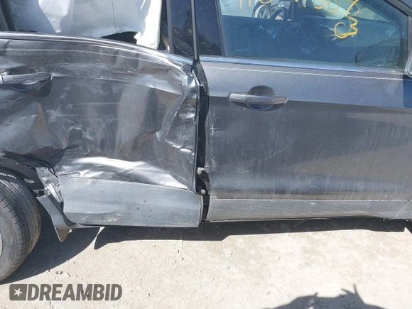 2014 Ford Escape Titanium with VIN 1FMCU9J93EUC72752, listed as a IAAI auction lot 41827668 with 91,194 mi miles and . Bid and sale history available at DreamBid. Image 13.