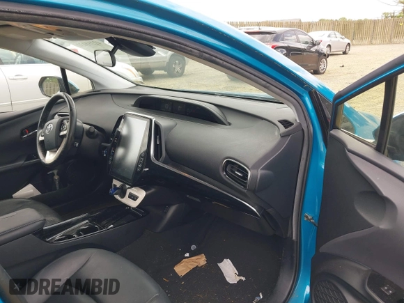 2017 Toyota Prius Plus z VIN JTDKARFP4H3067953, wystawiony jako IAAI lot #42211132 z przebiegiem 90 760 mil mil oraz . Historia ofert i sprzedaży dostępna na DreamBid. Obrazek 5.