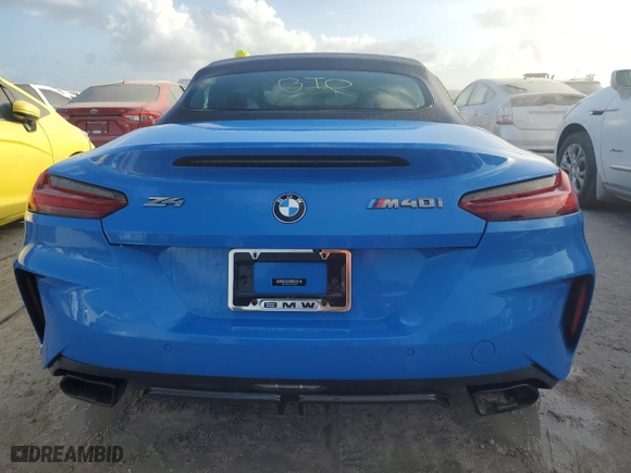 2020 BMW Z4 sDriveM40i with VIN WBAHF9C05LWW40270, listed as a Copart auction lot 76310654 with 0 mi miles and Non Repairable. Bid and sale history available at carsss.com. Image 6.