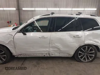 2019 Volvo XC90 Momentum with VIN YV4A22PK3K1452939, listed as a IAAI auction lot 41359960 with 96,973 mi miles. Bid and sale history available at carsss.com. Image 15.