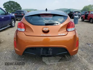 2014 Hyundai Veloster with VIN KMHTC6AD2EU215805, listed as a Copart auction lot 57909825 with 113,004 mi miles and Clean title. Bid and sale history available at DreamBid. Image 6.