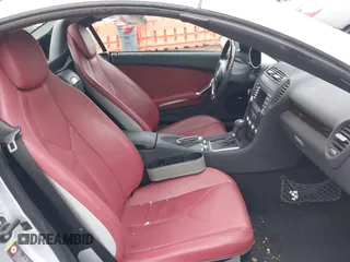 2005 Mercedes-Benz SLK 230/320 z VIN WDBWK56FX5F040781, wystawiony jako IAAI lot #41321130 z przebiegiem 100 319 mil mil oraz . Historia ofert i sprzedaży dostępna na DreamBid. Obrazek 5.