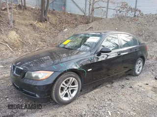 2008 BMW 3 Series 328xi with VIN WBAVC93508K043288, listed as a IAAI auction lot 42060130 with 183,882 mi miles. Bid and sale history available at carsss.com. Image 18.