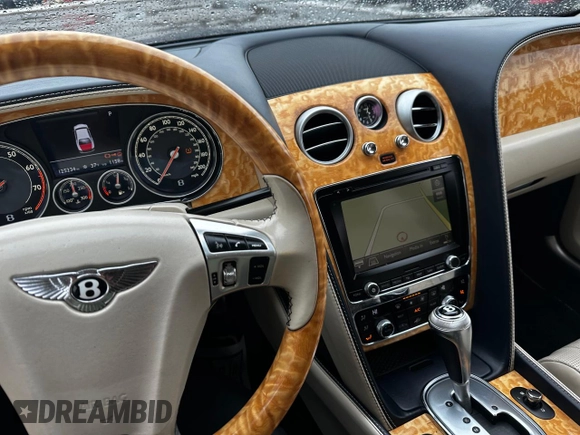 2014 Bentley Flying Spur with VIN SCBEC9ZA4EC092638, listed as a Copart auction lot 44058715 with 125,234 mi miles and Clean Title. Bid and sale history available at DreamBid. Image 8.