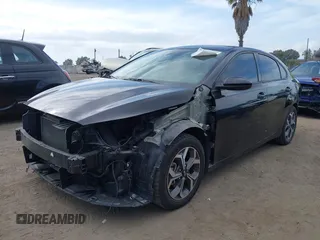 2019 Kia Forte LXS with VIN 3KPF24AD0KE109792, listed as a IAAI auction lot 42242300 with 57,680 mi miles and . Bid and sale history available at DreamBid. Image 18.