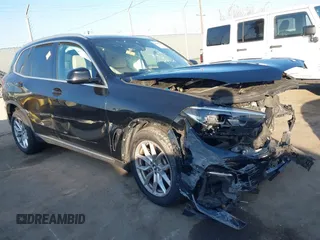 2020 BMW X5 sDrive40i with VIN 5UXCR4C0XLLW65026, listed as a IAAI auction lot 41048999 with 70,052 mi miles and . Bid and sale history available at DreamBid. Image 1.