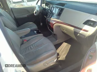 2014 Toyota Sienna XLE with VIN 5TDYK3DC3ES491381, listed as a IAAI auction lot 41803362 with 253,940 mi miles. Bid and sale history available at carsss.com. Image 5.