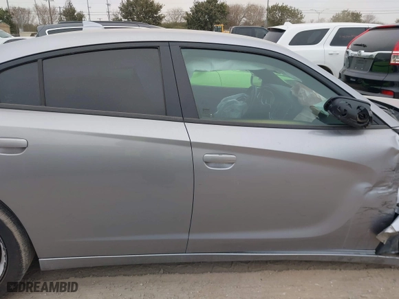 2018 Dodge Charger R/T with VIN 2C3CDXCTXJH148030, listed as a IAAI auction lot 41225873 with 105,069 mi miles. Bid and sale history available at carsss.com. Image 13.