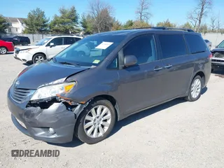 2012 Toyota Sienna XLE with VIN 5TDDK3DC5CS047530, listed as a IAAI auction lot 41780049 with 209,812 mi miles. Bid and sale history available at carsss.com. Image 21.