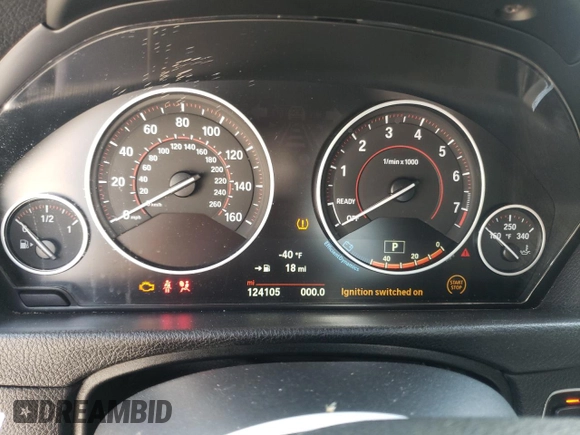 2018 BMW 4 Series 430i with VIN WBA4J1C5XJBG78854, listed as a Copart auction lot 62594495 with 124,105 mi miles and Clean title. Bid and sale history available at DreamBid. Image 9.