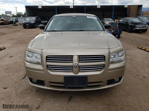 2008 Dodge Magnum SXT with VIN 2D4FV37V58H232294, listed as a Copart auction lot 76615274 with 128,808 mi miles and Salvage Title. Bid and sale history available at carsss.com. Image 5.