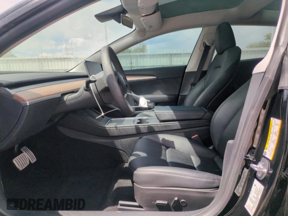 2023 Tesla Model 3 Performance z VIN 5YJ3E1ECXPF628019, wystawiony jako Copart lot #53554215 z przebiegiem 22 557 mil mil oraz Szkoda całkowita • Salvage title. Historia ofert i sprzedaży dostępna na DreamBid. Obrazek 7.