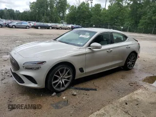 2025 Genesis G70 2.5T z VIN KMTG34SC2SU153528, wystawiony jako Copart lot #64595435 z przebiegiem 18 752 mil mil oraz Czysty tytuł • Clean title. Historia ofert i sprzedaży dostępna na DreamBid. Obrazek 1.