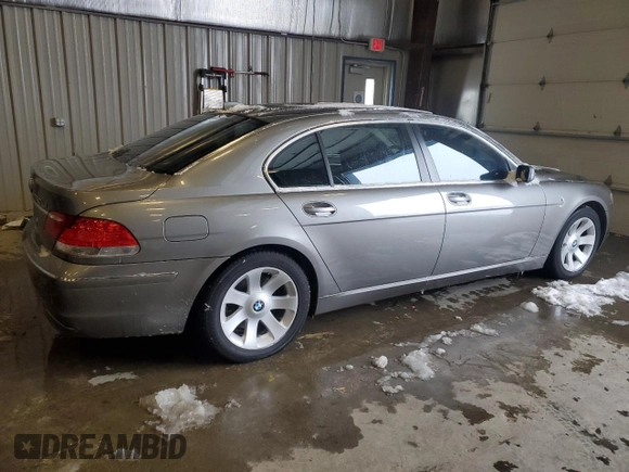 2006 BMW 7 Series 750Li with VIN WBAHN83566DT63105, listed as a Copart auction lot 44746675 with 139,071 mi miles and Non Repairable. Bid and sale history available at DreamBid. Image 3.