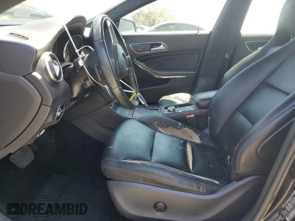 2014 Mercedes-Benz CLA 250 с VIN WDDSJ4EBXEN133856, выставлен на аукционе Copart как лот 53648215 с пробегом 150 842 миль миль и Списание • Salvage title. История ставок и продаж доступна на DreamBid. Изображение 7.