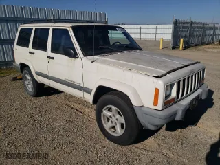 2000 Jeep Cherokee Police with VIN 1J4FF48SXYL131866, listed as a Copart auction lot 87535995 with 235,598 mi miles and Clean Title. Bid and sale history available at carsss.com. Image 4.