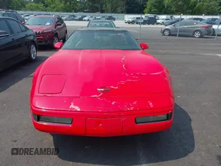 1994 Chevrolet Corvette z VIN 1G1YY22P6R5111291, wystawiony jako IAAI lot #42379116 z przebiegiem Nie podano mil oraz . Historia ofert i sprzedaży dostępna na DreamBid. Obrazek 11.