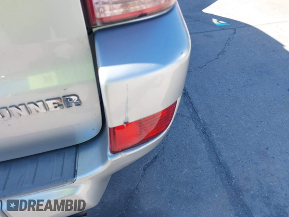 2005 Toyota 4Runner SR5 z VIN JTEZU14RX50048814, wystawiony jako IAAI lot #42042996 z przebiegiem 161 710 mil mil oraz . Historia ofert i sprzedaży dostępna na DreamBid. Obrazek 6.