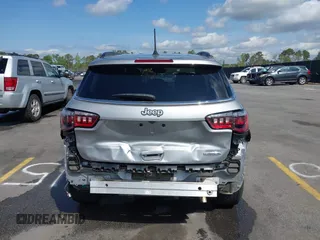 2022 Jeep Compass Latitude with VIN 3C4NJCBB3NT188428, listed as a IAAI auction lot 41930096 with 37,085 mi miles and . Bid and sale history available at DreamBid. Image 16.