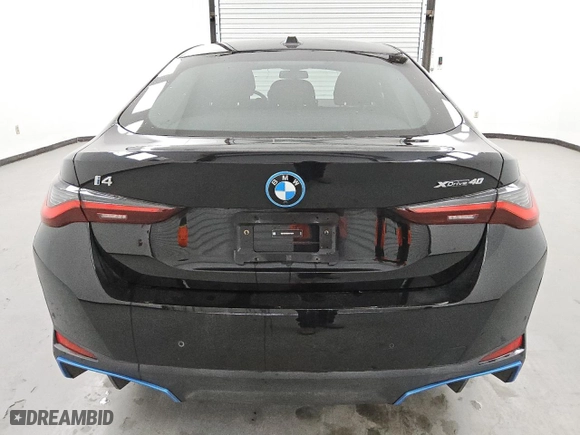 2024 BMW i4 xDrive40 with VIN WBY83FB05RFS78234, listed as a Copart auction lot 53400425 with 20,731 mi miles and Clean Title. Bid and sale history available at carsss.com. Image 6.