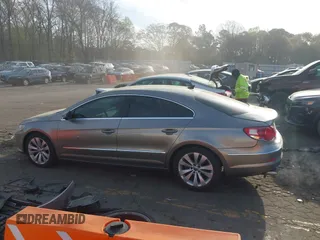 2011 Volkswagen CC Sport with VIN WVWMN7AN5BE719367, listed as a IAAI auction lot 41900740 with 156,012 mi miles. Bid and sale history available at carsss.com. Image 14.