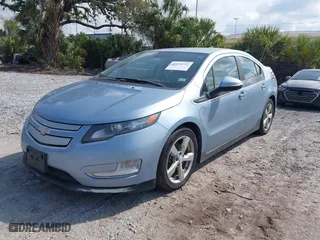 2013 Chevrolet Volt with VIN 1G1RA6E40DU111447, listed as a IAAI auction lot 41875712 with 304,466 mi miles. Bid and sale history available at carsss.com. Image 2.