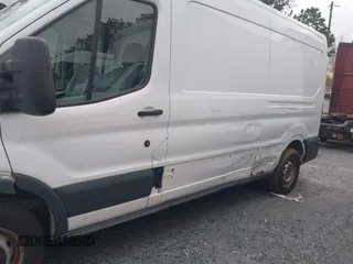 2018 Ford Transit с VIN 1FTBW2CMXJKA90524, выставлен на аукционе IAAI как лот 41484868 с пробегом 109 810 миль миль и . История ставок и продаж доступна на DreamBid. Изображение 6.