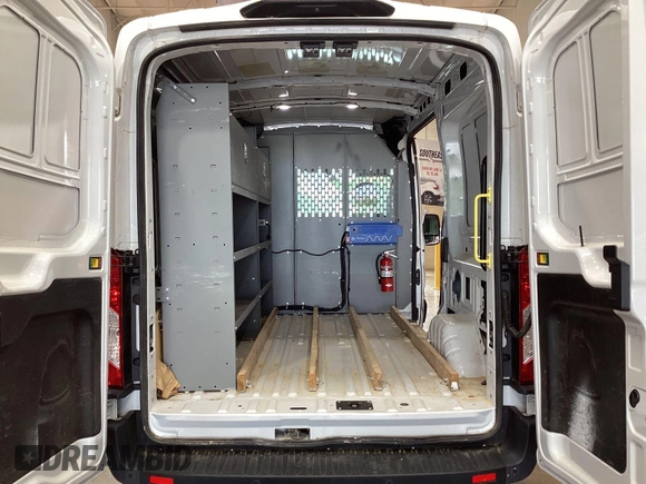 2022 Ford Transit Cargo с VIN 1FTBR1CG6NKA06474, выставлен на аукционе IAAI как лот 42521100 с пробегом 82 772 миль миль и . История ставок и продаж доступна на DreamBid. Изображение 8.
