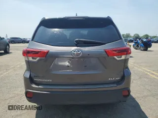 2018 Toyota Highlander SE with VIN 5TDJZRFH4JS875821, listed as a Copart auction lot 60740975 with 106,592 mi miles and Salvage title. Bid and sale history available at DreamBid. Image 6.