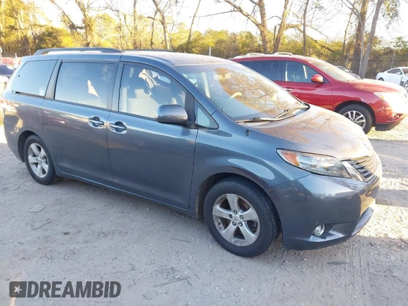 2011 Toyota Sienna LE AAS with VIN 5TDKK3DC2BS070656, listed as a IAAI auction lot 41034261 with 259,239 mi miles. Bid and sale history available at carsss.com. Image 1.