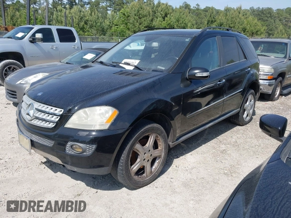 2008 Mercedes-Benz M 350 with VIN 4JGBB86E28A438895, listed as a IAAI auction lot 42181563 with 202,485 mi miles and . Bid and sale history available at DreamBid. Image 2.