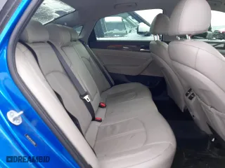 2019 Hyundai Sonata Sport with VIN 5NPE34AF2KH780189, listed as a Copart auction lot 45544935 with 86,258 mi miles and Salvage Title. Bid and sale history available at carsss.com. Image 10.
