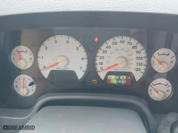 2008 Dodge Ram 1500 SLT with VIN 1D7HA18N48S577738, listed as a IAAI auction lot 41915394 with 184,682 mi miles. Bid and sale history available at carsss.com. Image 7.