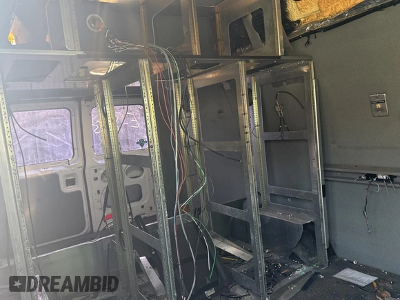 2011 Ford Econoline Cargo with VIN 1FTSS3ES3BDB09725, listed as a Copart auction lot 47953355 with 206,738 mi miles and Clean Title. Bid and sale history available at DreamBid. Image 6.