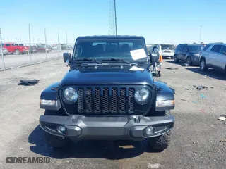 2023 Jeep Gladiator Freedom with VIN 1C6HJTAG1PL526229, listed as a IAAI auction lot 41972084 with 26,021 mi miles. Bid and sale history available at carsss.com. Image 12.