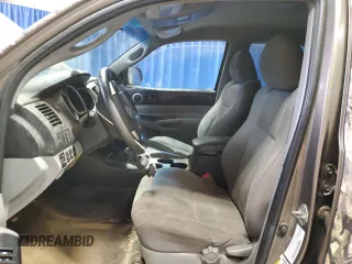 2015 Toyota Tacoma with VIN 5TFLU4EN2FX130150, listed as a Copart auction lot 43867045 with 135,843 mi miles and Salvage title. Bid and sale history available at DreamBid. Image 7.