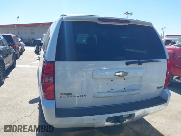 2011 Chevrolet Suburban LT with VIN 1GNSCJE07BR342646, listed as a IAAI auction lot 41698811 with 118,856 mi miles. Bid and sale history available at carsss.com. Image 16.