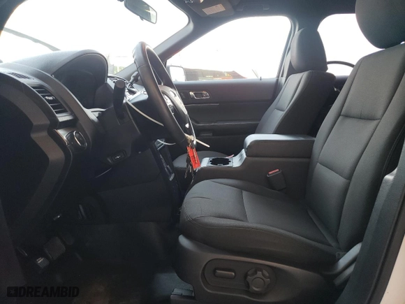 2017 Ford Police Interceptor Utility with VIN 1FM5K8AR5HGB82630, listed as a Copart auction lot 68521234 with 116,121 mi miles and Salvage Title. Bid and sale history available at carsss.com. Image 7.