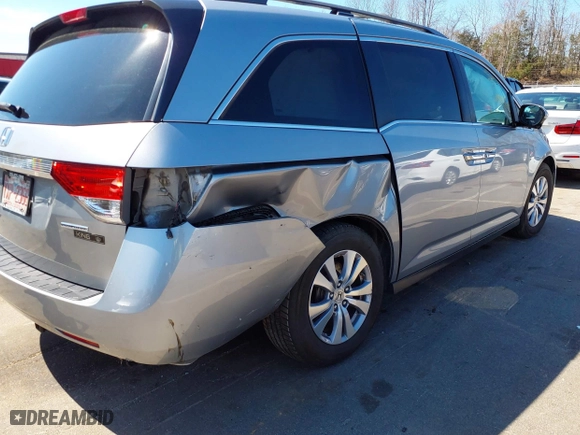 2016 Honda Odyssey SE with VIN 5FNRL5H38GB109733, listed as a IAAI auction lot 41882527 with 123,087 mi miles. Bid and sale history available at carsss.com. Image 6.