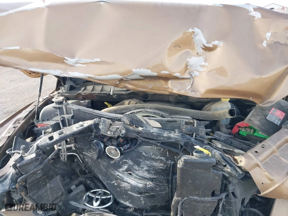 2011 Ram 1500 SLT with VIN 1D7RV1GT9BS608689, listed as a IAAI auction lot 41098207 with 92,710 mi miles. Bid and sale history available at carsss.com. Image 10.