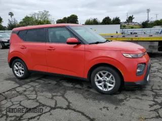 2022 Kia Soul LX with VIN KNDJ23AU8N7158876, listed as a Copart auction lot 53147065 with 64,442 mi miles and Clean Title. Bid and sale history available at DreamBid. Image 4.
