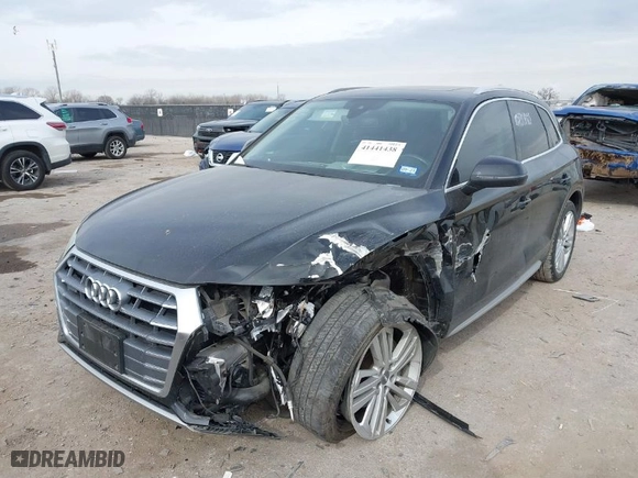 2019 Audi Q5 Premium Plus with VIN WA1BNAFY1K2135275, listed as a IAAI auction lot 41441438 with 50,657 mi miles. Bid and sale history available at carsss.com. Image 2.