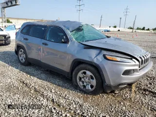 2017 Jeep Cherokee Sport with VIN 1C4PJMAB1HW563201, listed as a Copart auction lot 59742435 with 149,423 mi miles and Salvage title. Bid and sale history available at DreamBid. Image 4.