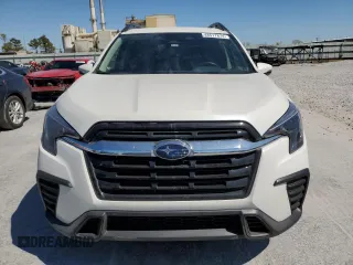 2023 Subaru Ascent Premium z VIN 4S4WMABD5P3404839, wystawiony jako Copart lot #48517874 z przebiegiem 30 078 mil mil oraz . Historia ofert i sprzedaży dostępna na DreamBid. Obrazek 5.