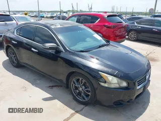 2012 Nissan Maxima S z VIN 1N4AA5AP6CC808324, wystawiony jako IAAI lot #42413870 z przebiegiem 245 935 mil mil oraz . Historia ofert i sprzedaży dostępna na DreamBid. Obrazek 1.
