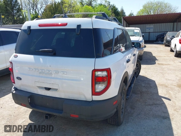 2021 Ford Bronco Sport Big Bend z VIN 3FMCR9B68MRA16053, wystawiony jako IAAI lot #42011026 z przebiegiem 37 814 mil mil oraz . Historia ofert i sprzedaży dostępna na DreamBid. Obrazek 4.