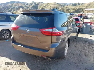2017 Toyota Sienna XLE Auto Access Seat with VIN 5TDYZ3DC0HS836849, listed as a IAAI auction lot 41846570 with 158,056 mi miles and . Bid and sale history available at DreamBid. Image 4.