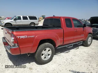 2014 Toyota Tacoma PreRunner with VIN 5TFTU4GN9EX052879, listed as a Copart auction lot 49466945 with 186,032 mi miles and Salvage title. Bid and sale history available at DreamBid. Image 3.